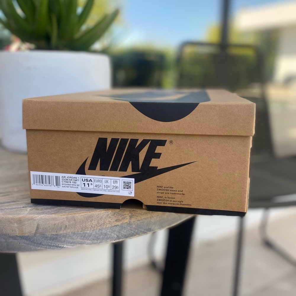 Nike Zoom Air/ Authentic size 11.5